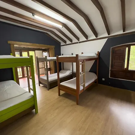 De Cabanes (Cantabria)