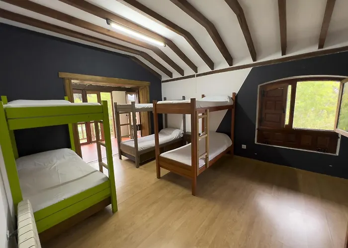 De Cabanes (Cantabria)